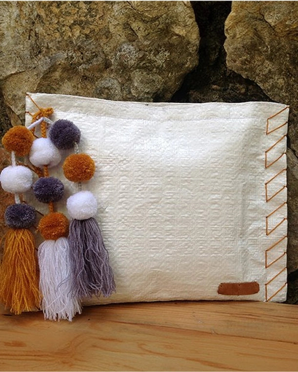 DD201T-PP (WHITE) LINED POUCH