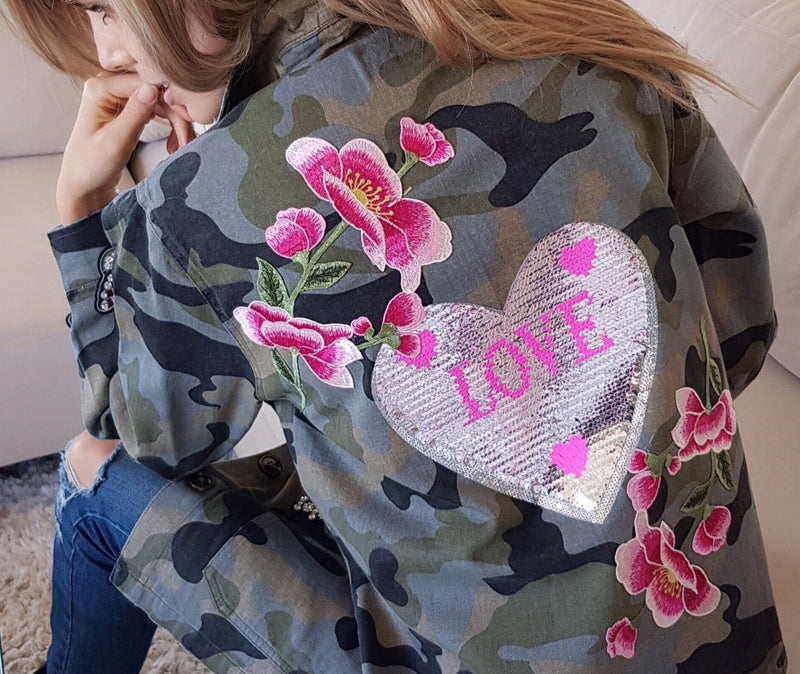GJCH – (Camo Heart Jacket)